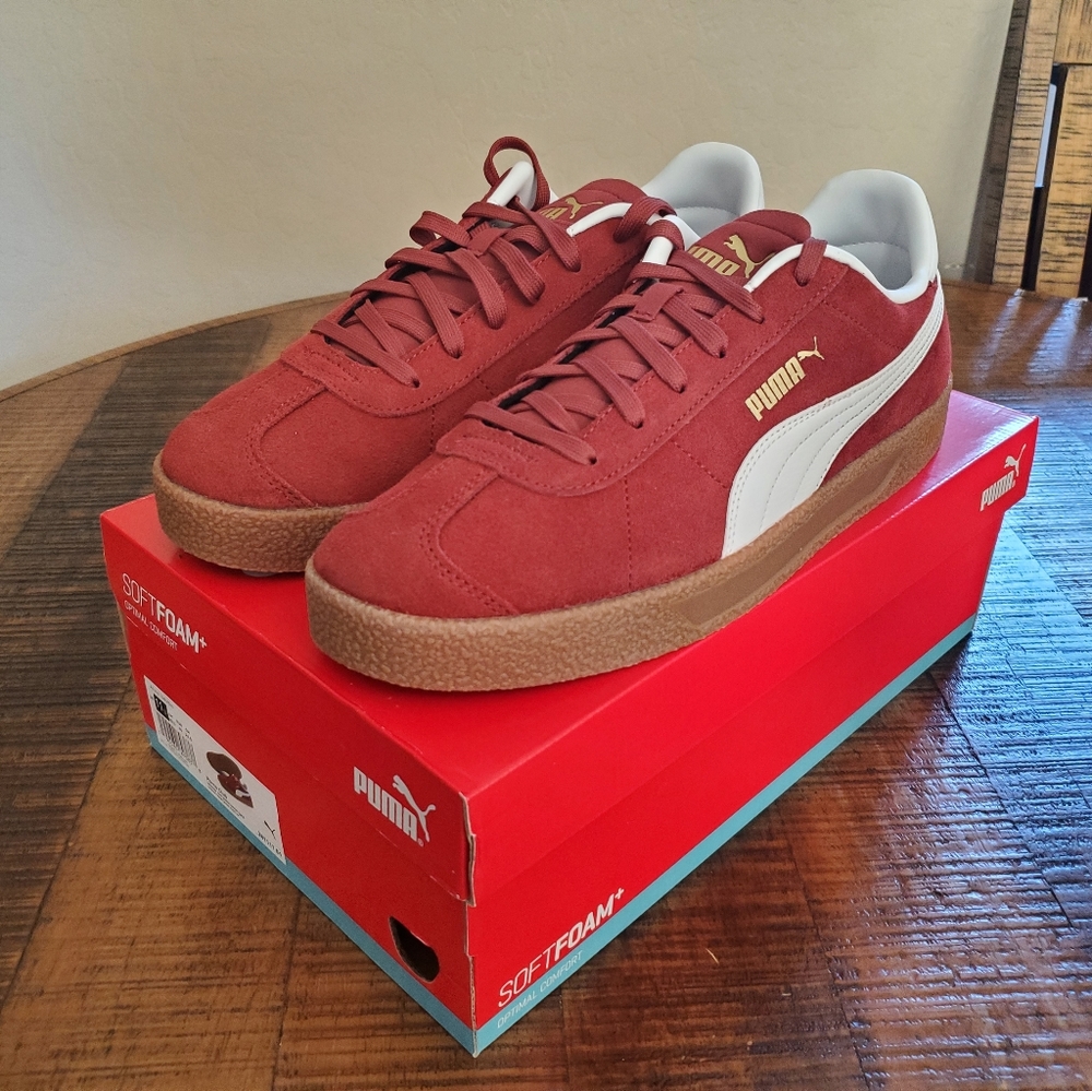 Mens Puma Club Shoes, Red/White/Gold, Size 11.5